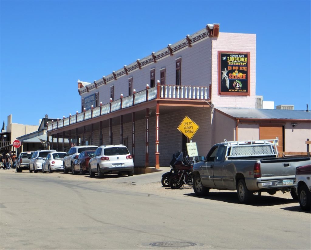 Longhorn hotel Tombstone