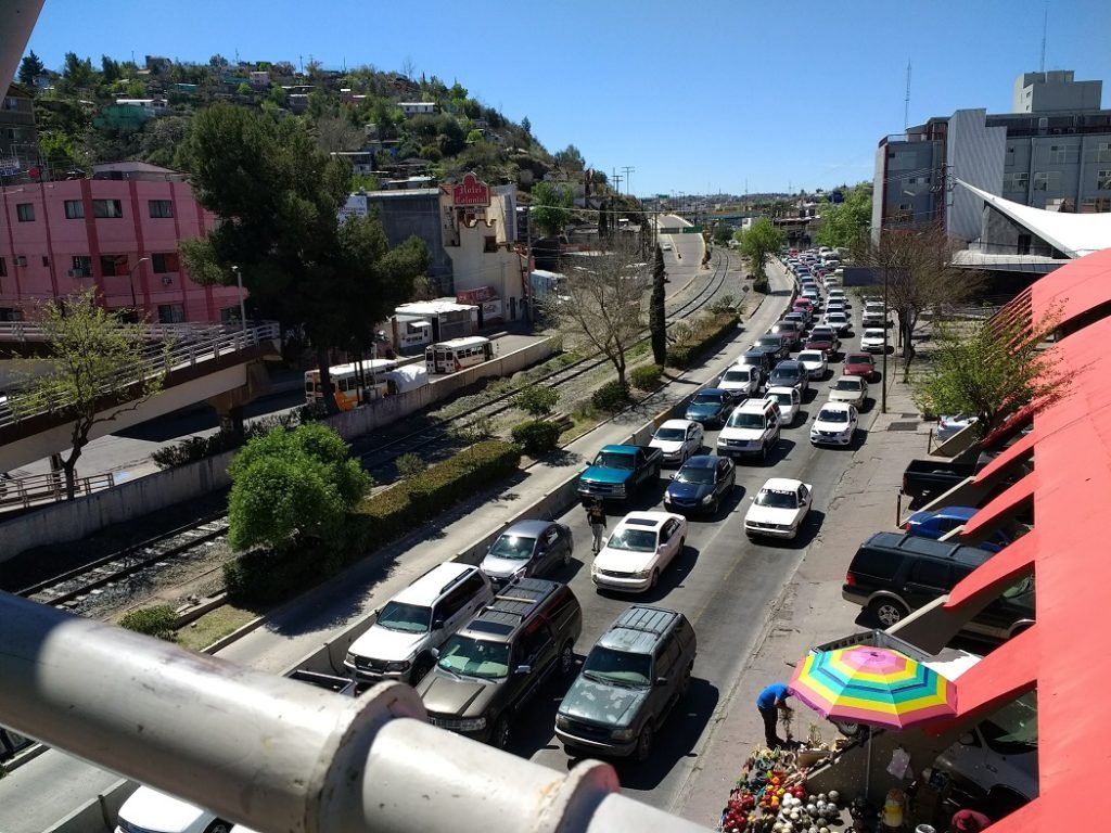 cars lined up at international border