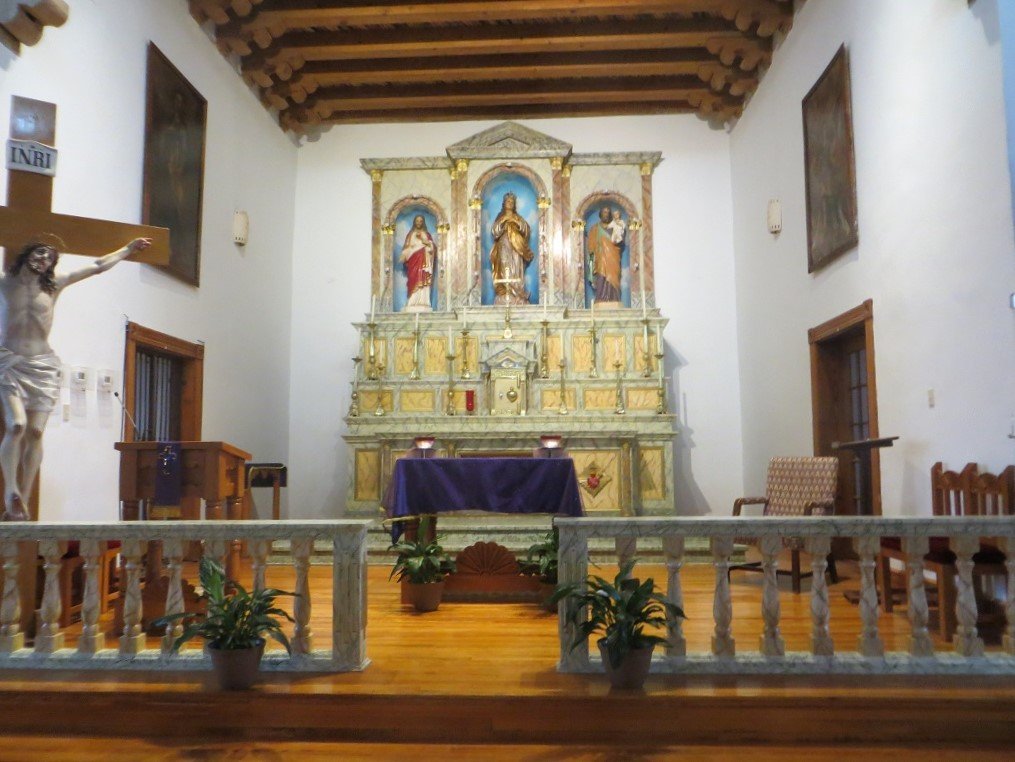interior Socorro Mission