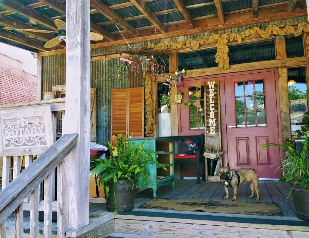 Antique store and notary Breaux Bridge LA