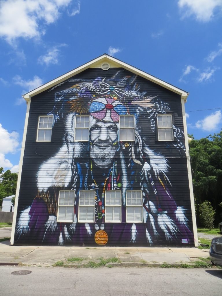 mural in faubourg Delassize New Orleans