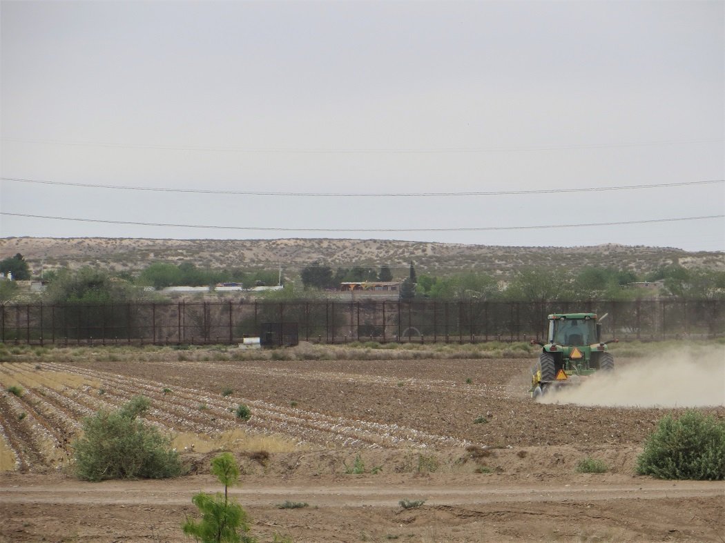 Who is the biggest border fence builder of them all? Not DT!