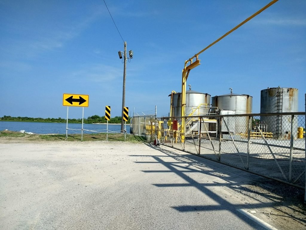 POil depot Grand Isle